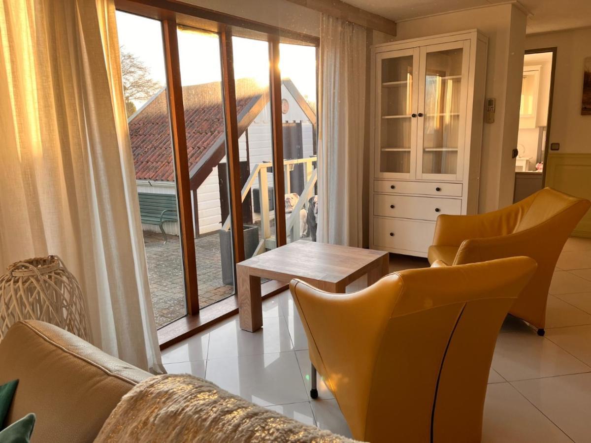 Chalet U20 Hotel Makkum Exterior photo